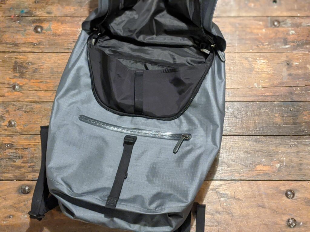 アークテリクス・新型グランヴィル20 レビュー】高評価でビジネス使い