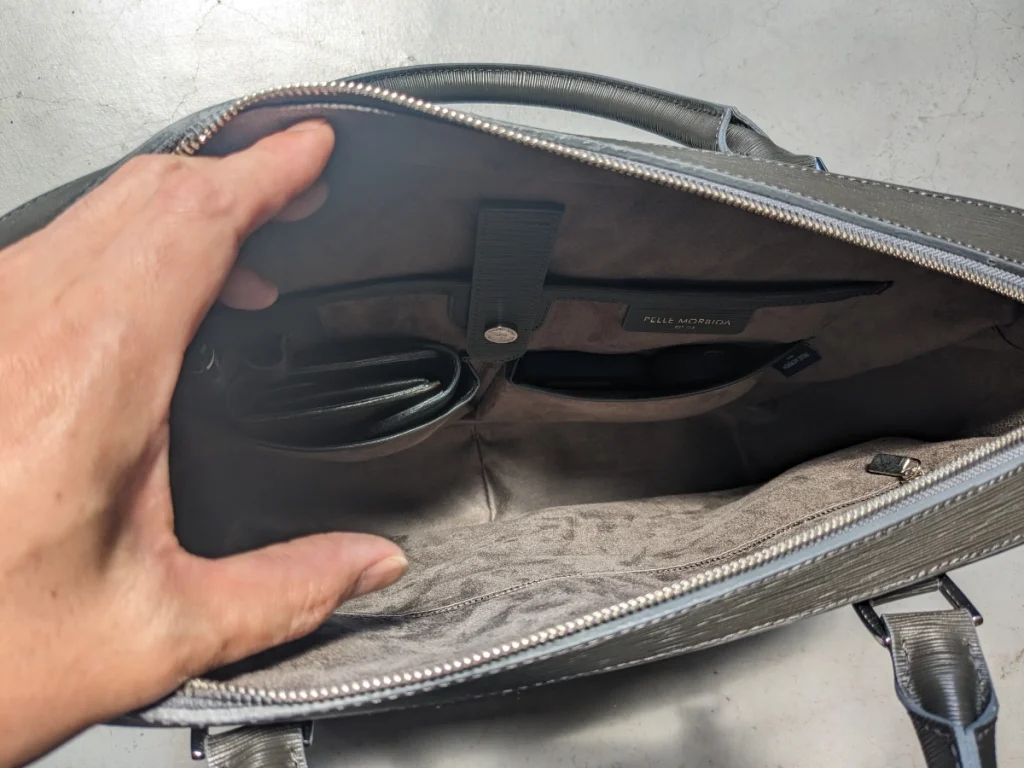 ビジネスバッグの有力候補！ペッレモルビダ「キャピターノ